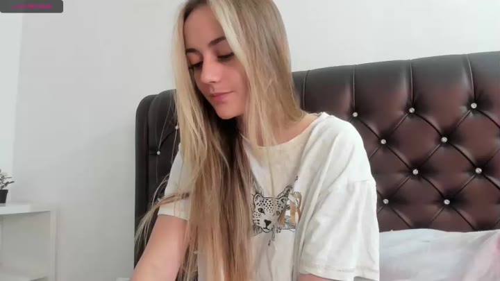 angelina_new