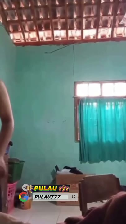 main di kamar kos baru sangat romantis