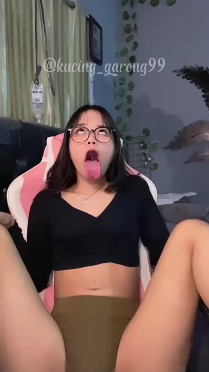 Video ngangkang