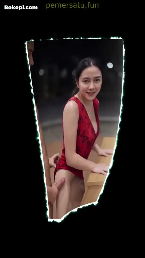 Bokep Indo - Cewek Cantik Body Mulus Main Threesome Sama Teman Suami