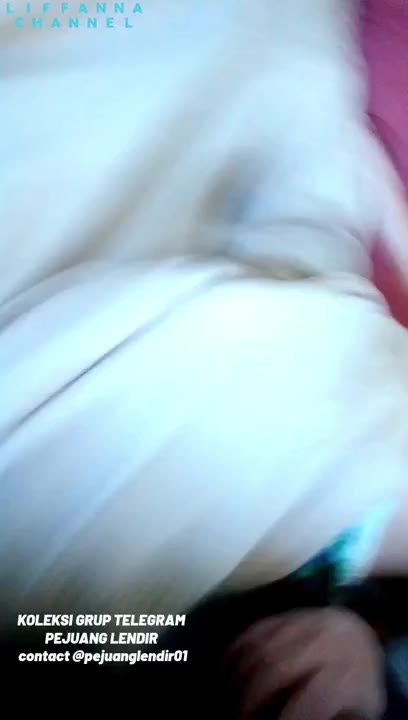 isep nenen ponakan pas tidur