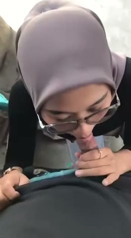 Sekar Hijab Blowjob