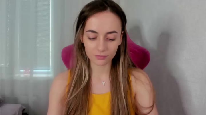 angelina_new