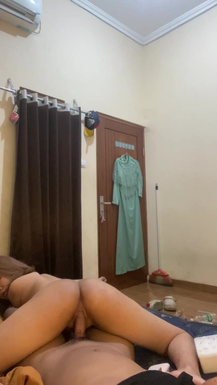 LRcWpMDI1