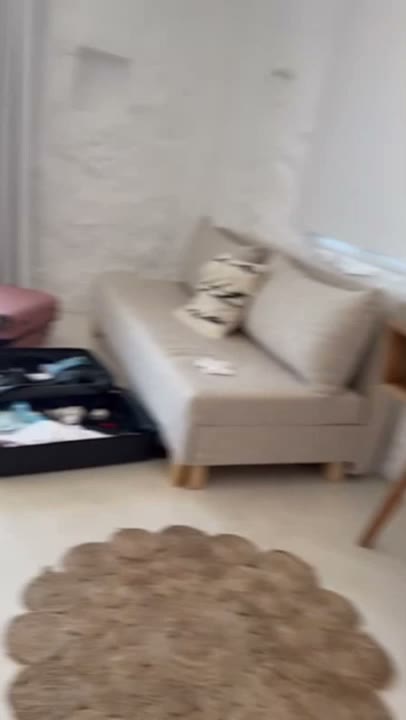 Miss Alice Wild – French Nymphomaniac Blonde Gets Fucked While Hubby Watches