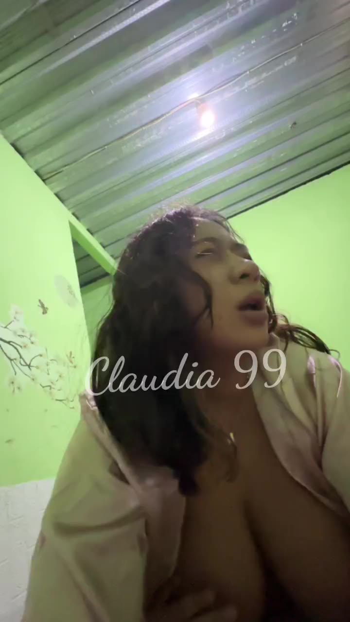 CLAUDIA TOBRUT - (6)