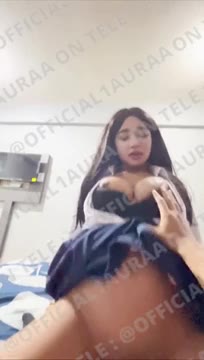 Ceweknya jago goyang di atas