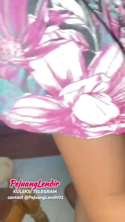 Di sikat di ruang tamu sama kang galon 2
