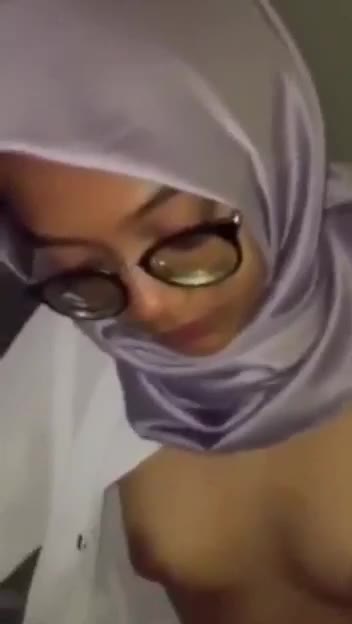Ngentod Cewe Jilbab Poophd Lulustream Tobrut Indonesia