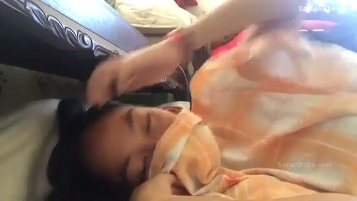 Lagi Enak2 Tidur Malah di Ent0d Kakak Tiri - Join