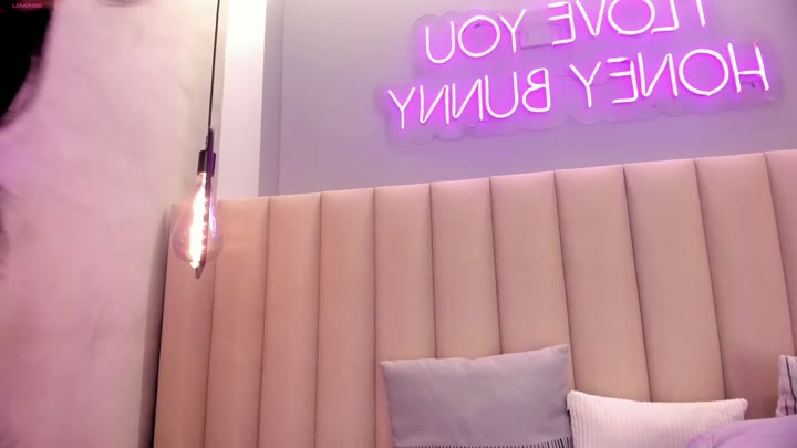 naomymonroe_