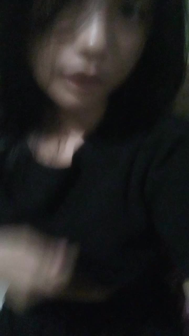 ERIN CUTE - (18)
