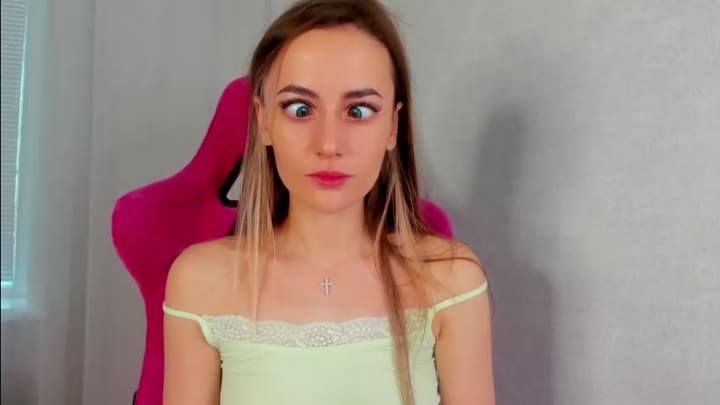 angelina_new
