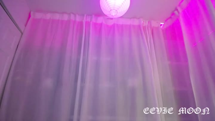 eevie_moon