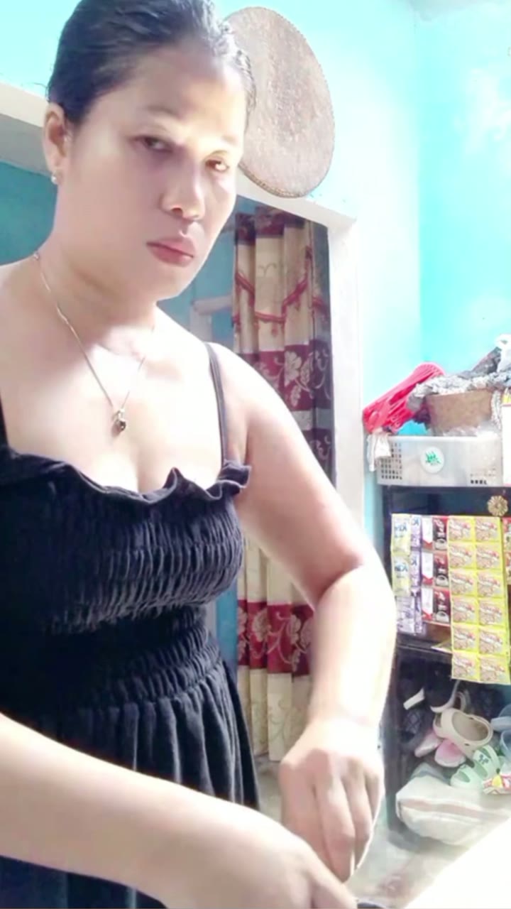 Emak fb pro sedang memasak