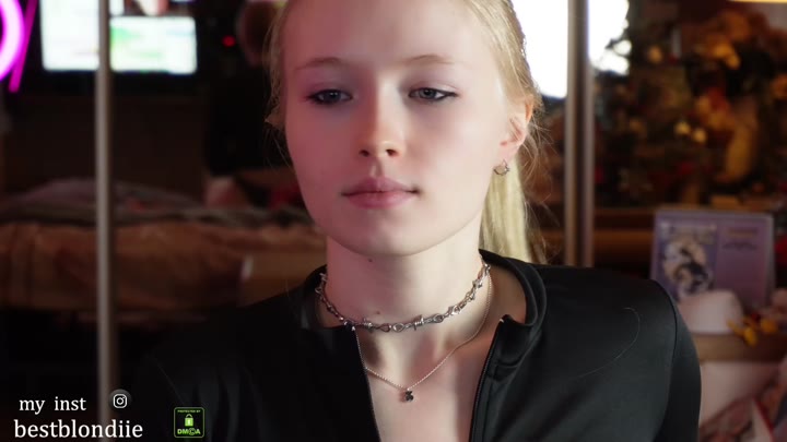 bestblondiiecb