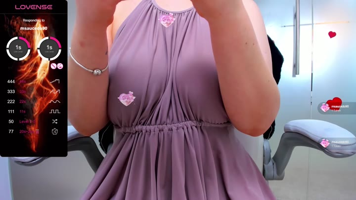 evelyne_rose