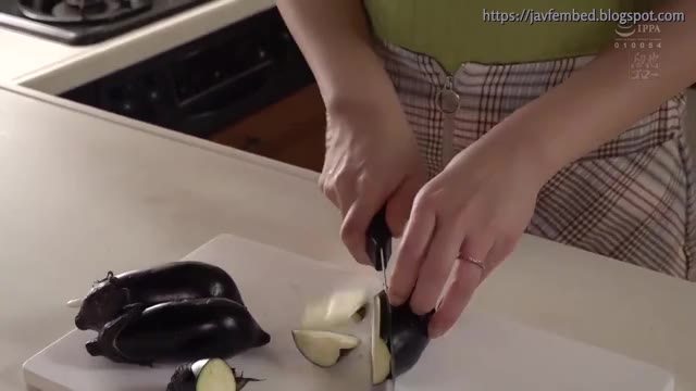 Jav Sub Indo Kali Melakukannya Dengan Ayah Mertua Disaat Suami Sedang Merokok