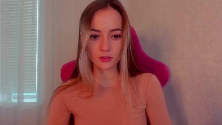 angelina_new