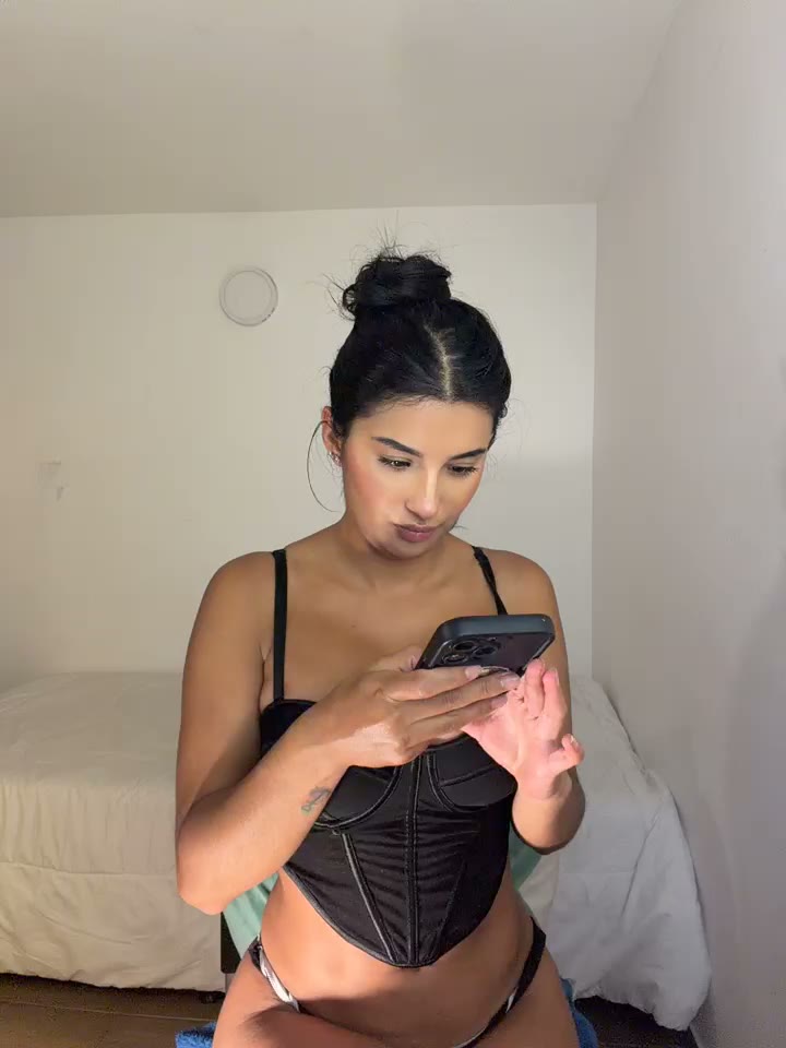 Kimm_khalifa cam recording
