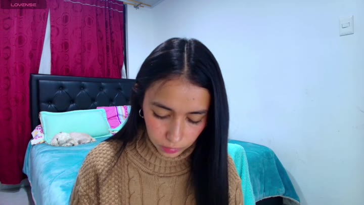 vallery_evanss
