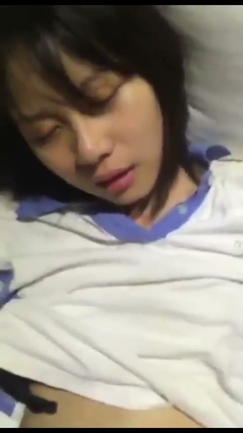 Bokep Indo - Gadis Cantik Chindo Dipaksa Dimasukin Crt Di Muka