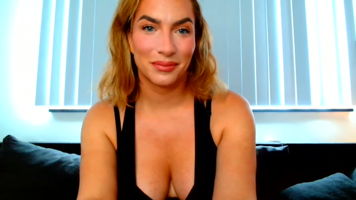 megancox_official