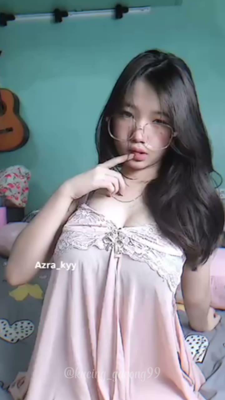 Teteh Zura Susunya Mau Tumpah - Join