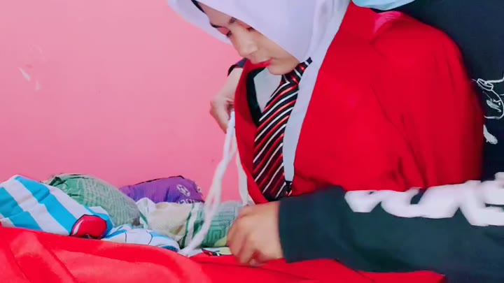 Hijab indo bondage di paksa