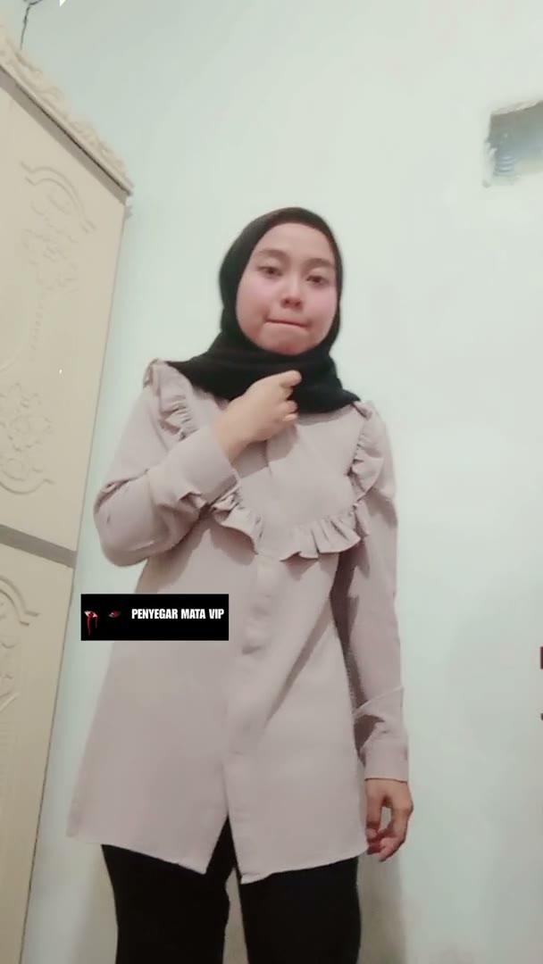 Hijab+joget+bugil+tiktok+(3)