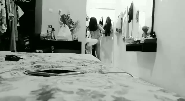 mau nenen gak pak