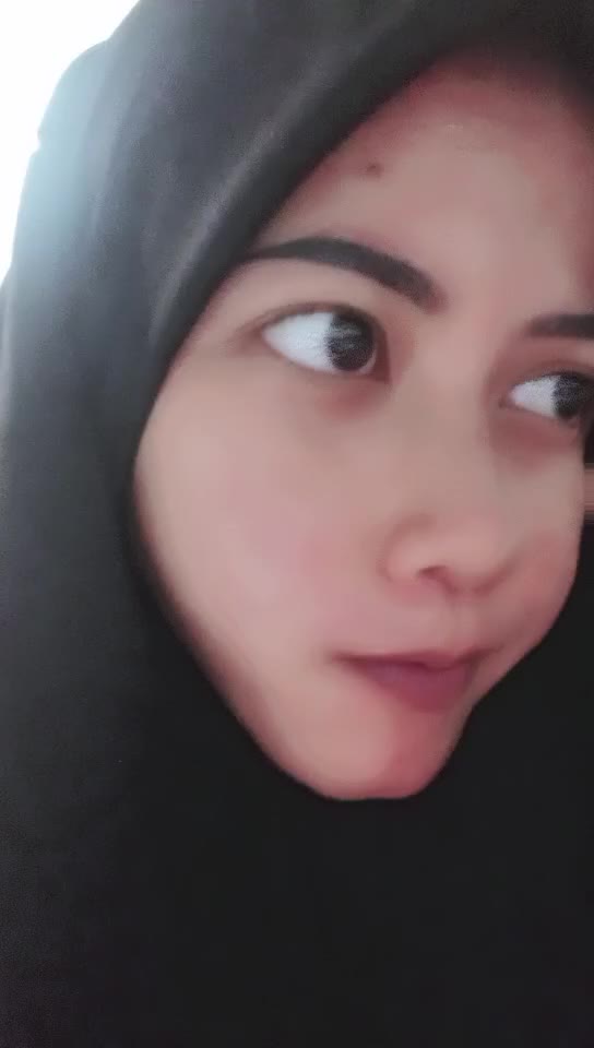Rain Gadis Hijab Show Ewek