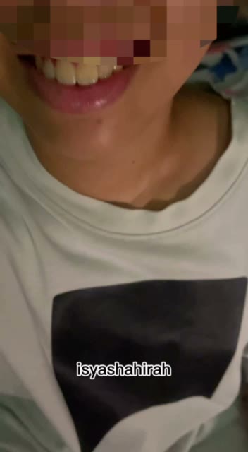 (52)