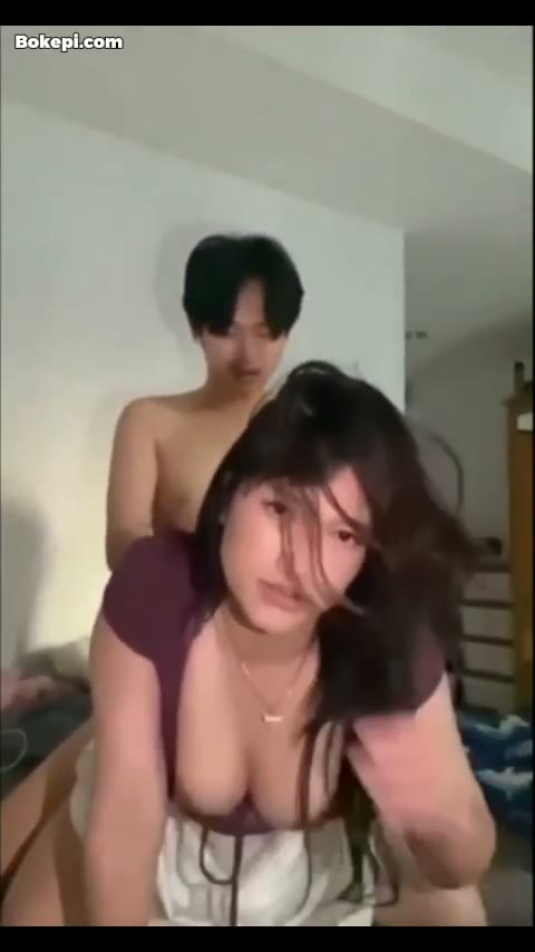 Bokep Indo - Cewek Hyper Montok Yang Masih Belum Puas Didoggy