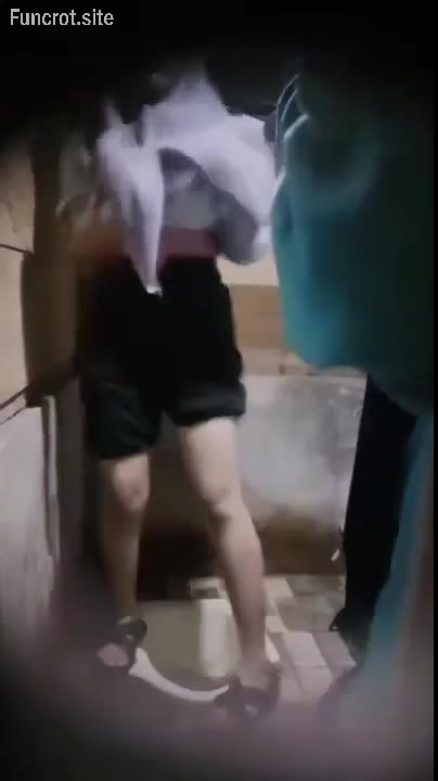 Bokep Ngintip Abg Hijab Pipis Ditemenin Temennya Video Indo Bokepsin Terabox Bokep31