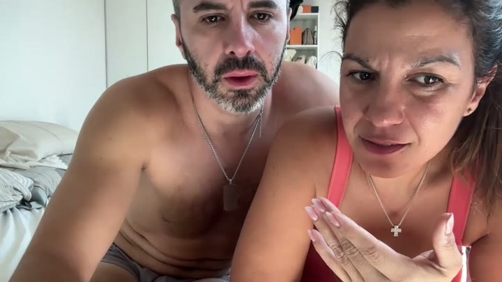 newcouplehot69