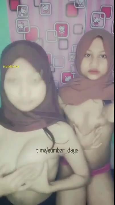Dua Jilbab Pamer Susu Di Tiktok Pemersatudotfun Hijab Esempeh Esemah Remastetek Nyusu