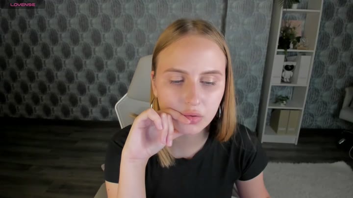 eva_b1ossom
