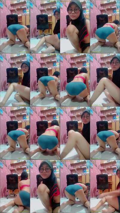 Elia ABG 18yo Kacamata Lugu Imut Bugil Colok Memek Becek (33)