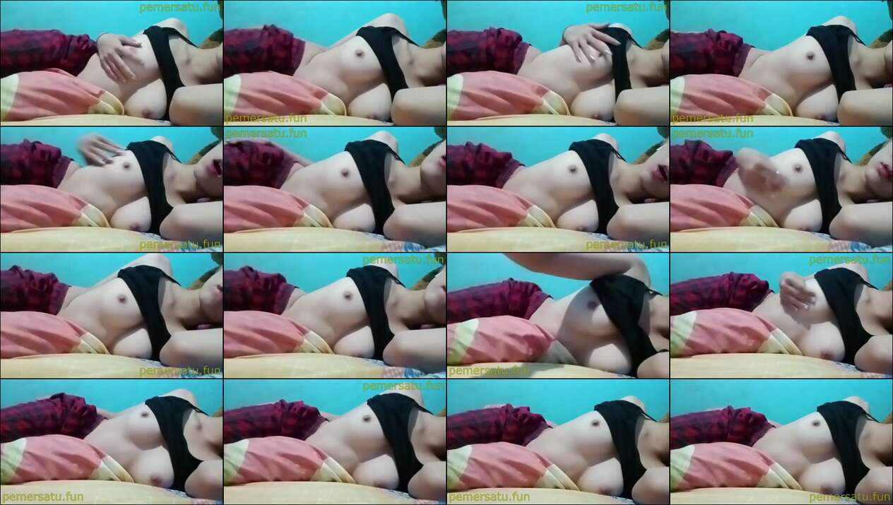 cila tocil 18yo colok memek (22)