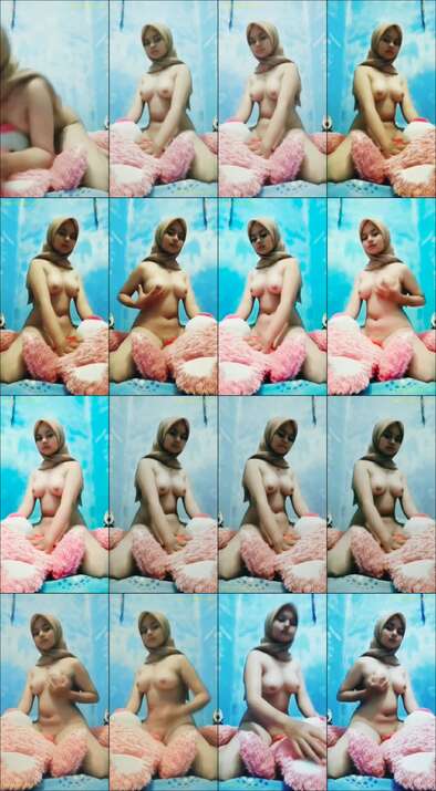 nisya hijab cantik sange goyang sama boneka