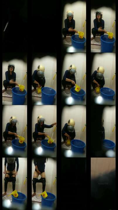 Ngintip cewek pipis di toilet SPBU