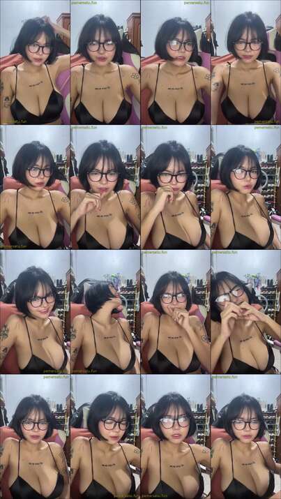cantik imut kacamata