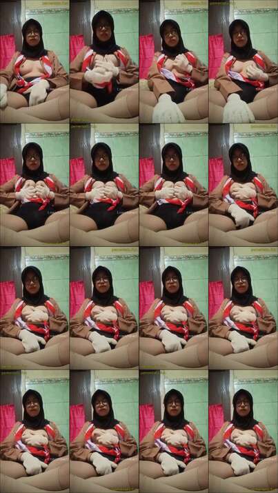 jilbab 18yo kacamata paskibra pramuka (3)