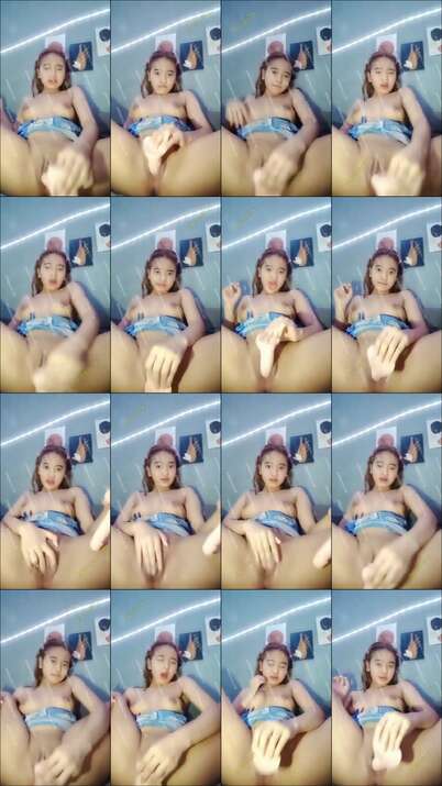 Lepas Jilbab ABG Colmek Pakai Dildo Besar (1)