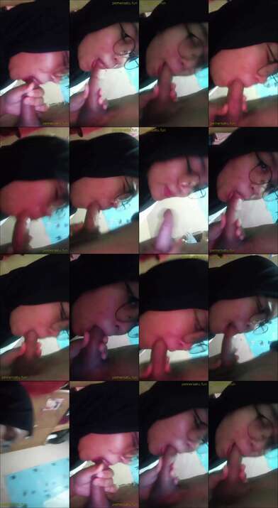 hijab kacamata sepong kontol crot banyak