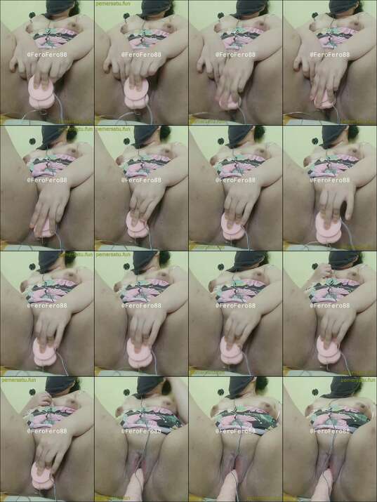 tante ferro colok memek (9)