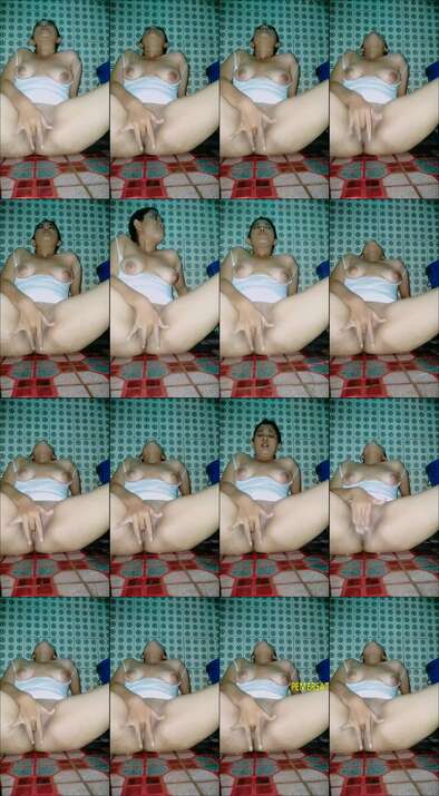 ABG DEDE GEMES TOKET GEDE 18YO COLMEK SEDAP (8) (new)