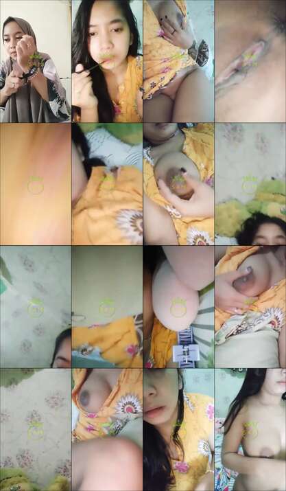 Intan Putri Gadis Jilbab Cantik Pamer Meki Merekah