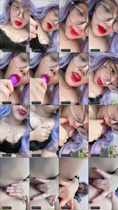 hijab kacamata imut toge sange colok memek (5)